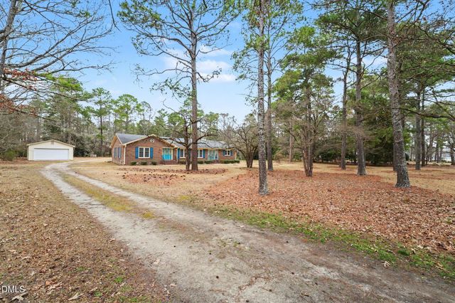 521 Greenridge Road, Snow Hill, NC 28580