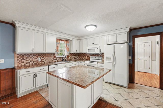 521 Greenridge Road, Snow Hill, NC 28580