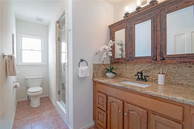640 S Parish Place, Burbank, CA 91506