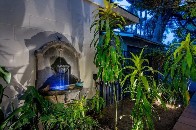 640 S Parish Place, Burbank, CA 91506