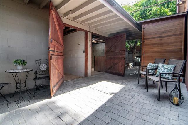 640 S Parish Place, Burbank, CA 91506