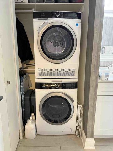 10 E Ontario Street 2101, Chicago, IL 60611