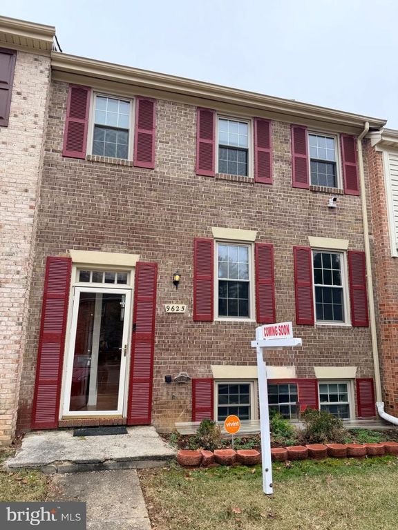 9625 LINDENBROOK ST, Fairfax, VA 22031