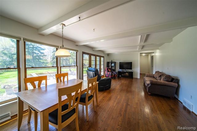 24531 Bloomington Drive, Franklin, MI 48025