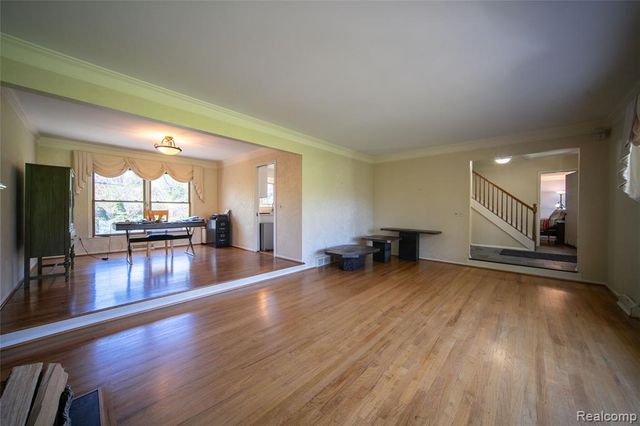 24531 Bloomington Drive, Franklin, MI 48025