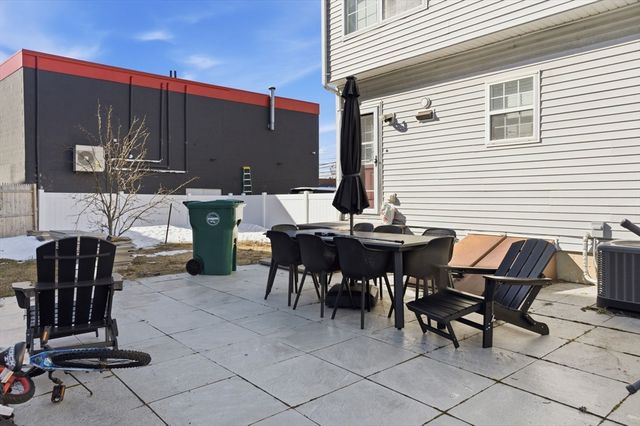 76-78 Linden St, Lynn, MA 01905