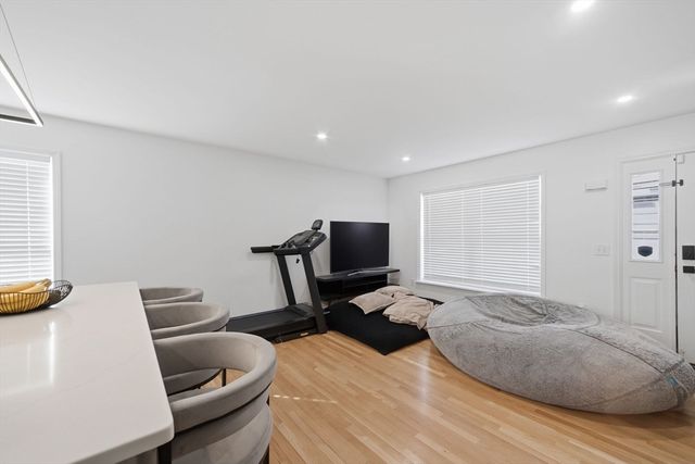 76-78 Linden St, Lynn, MA 01905
