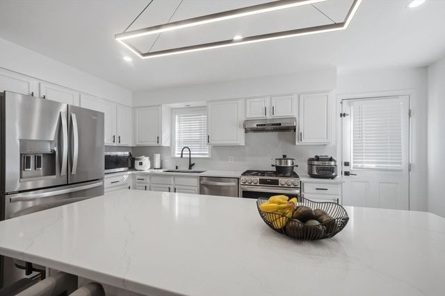 76-78 Linden St, Lynn, MA 01905
