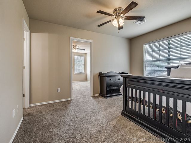 614 W 37th Place, Sand Springs, OK 74063