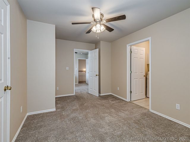 614 W 37th Place, Sand Springs, OK 74063