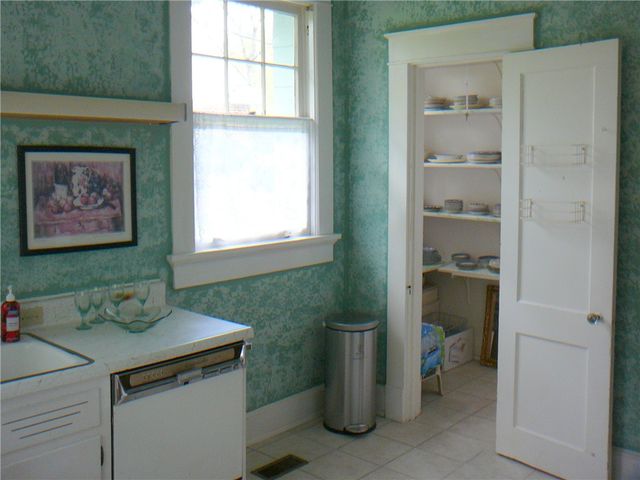 411 Central Avenue, Anderson, SC 29625