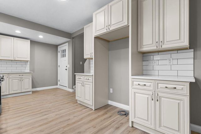 1036 WISCONSIN Avenue, Beloit, WI 53511