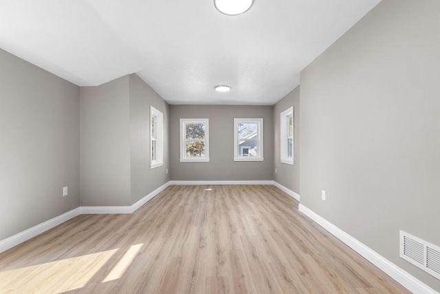 1036 WISCONSIN Avenue, Beloit, WI 53511