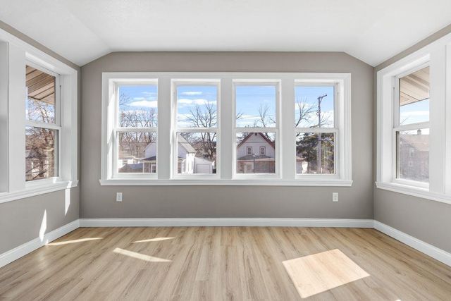 1036 WISCONSIN Avenue, Beloit, WI 53511