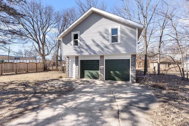 1036 WISCONSIN Avenue, Beloit, WI 53511