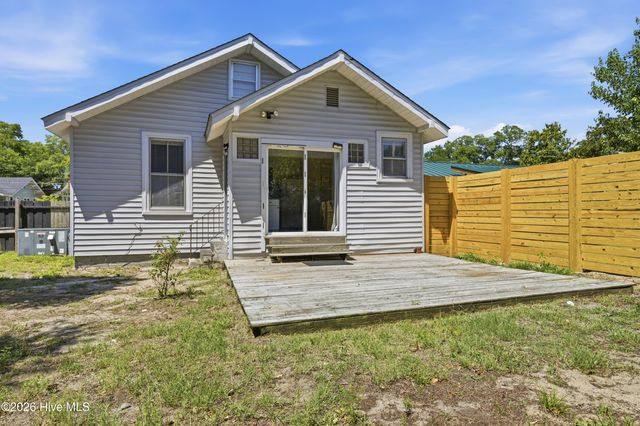 2055 Washington Street, Wilmington, NC 28401