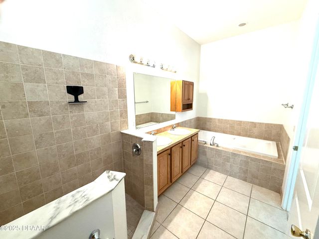 232 S Beach Street, Ormond Beach, FL 32174