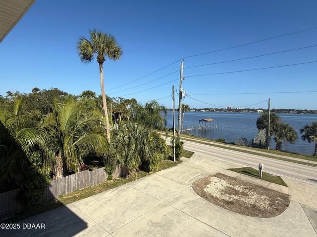 232 S Beach Street, Ormond Beach, FL 32174