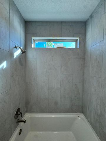 1640 Valle De Colores Road NW, Los Lunas, NM 87031