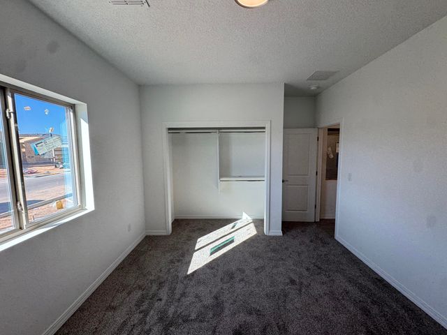 1640 Valle De Colores Road NW, Los Lunas, NM 87031