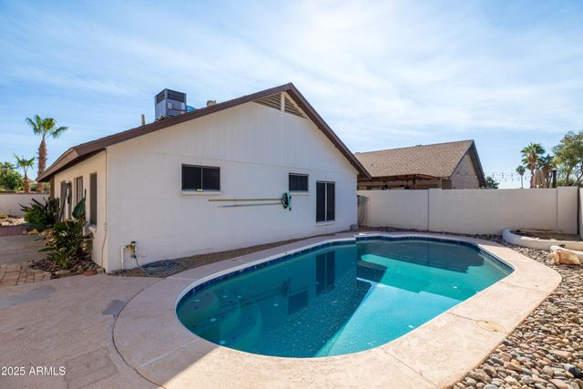 18422 N 19th Street, Phoenix, AZ 85022