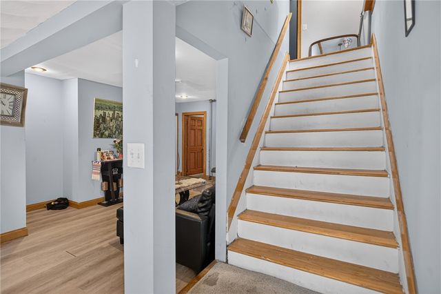 86 Summit Avenue, West Warwick, RI 02893