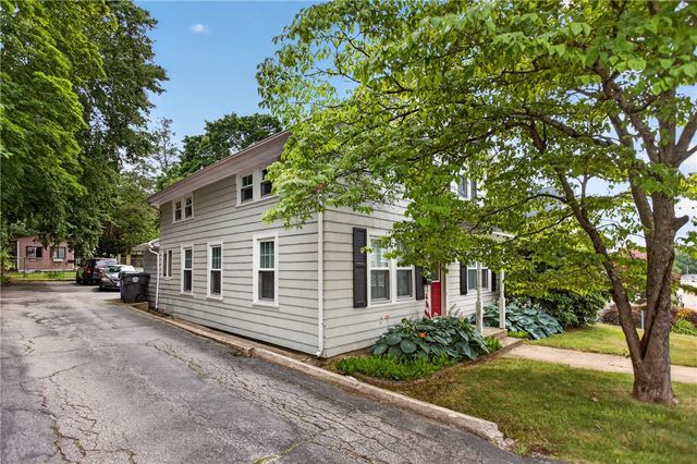 86 Summit Avenue, West Warwick, RI 02893