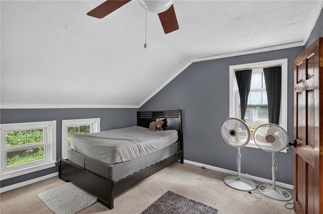 86 Summit Avenue, West Warwick, RI 02893