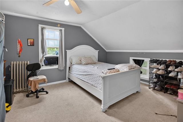 86 Summit Avenue, West Warwick, RI 02893