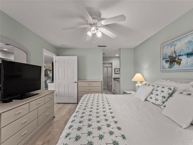 1091 LIVE OAK 214, Port Charlotte, FL 33948