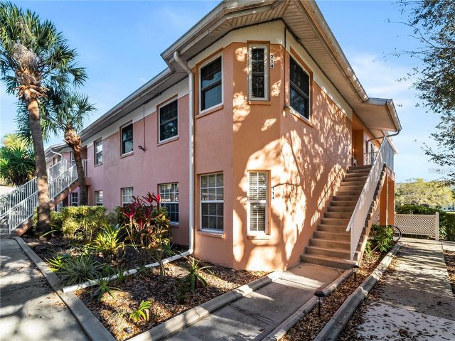 1091 LIVE OAK 214, Port Charlotte, FL 33948