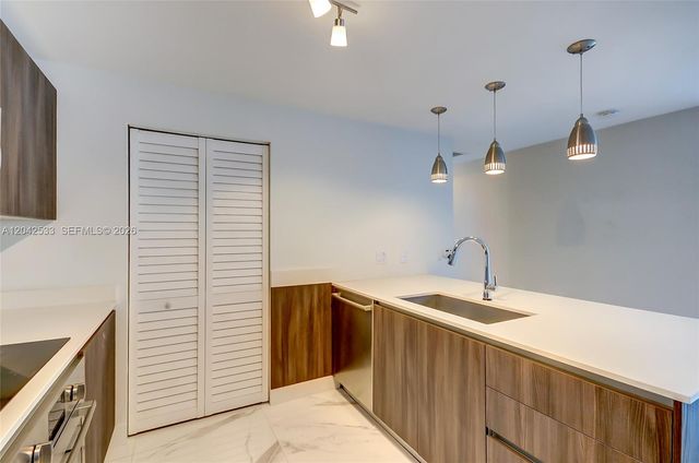 488 NE 18th Street 4310, Miami, FL 33132