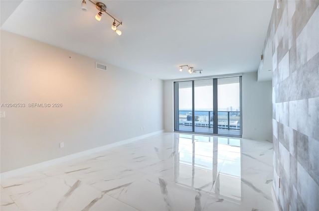 488 NE 18th Street 4310, Miami, FL 33132