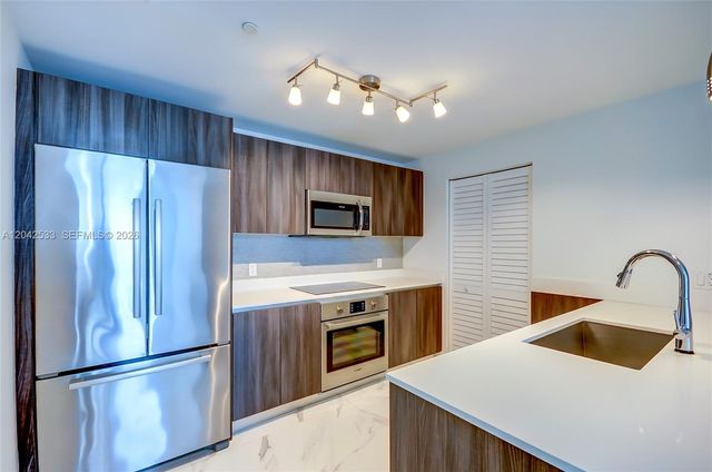488 NE 18th Street 4310, Miami, FL 33132