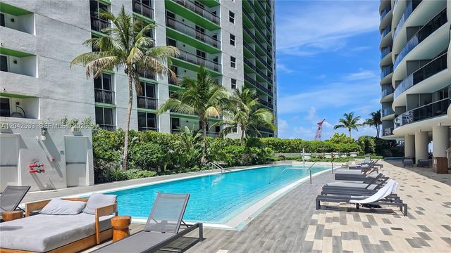 488 NE 18th Street 4310, Miami, FL 33132