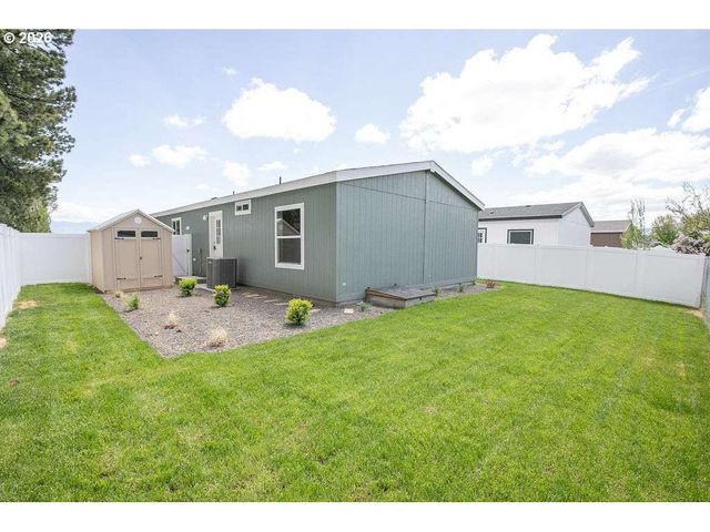 3111 Q Ave 3, La Grande, OR 97850