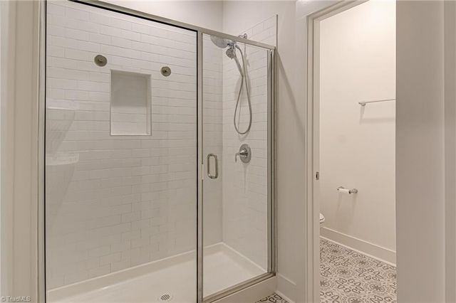 5164 Whaitley Lane, Greensboro, NC 27407