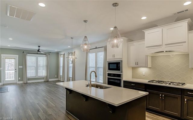 5164 Whaitley Lane, Greensboro, NC 27407