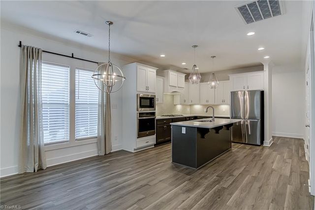 5164 Whaitley Lane, Greensboro, NC 27407