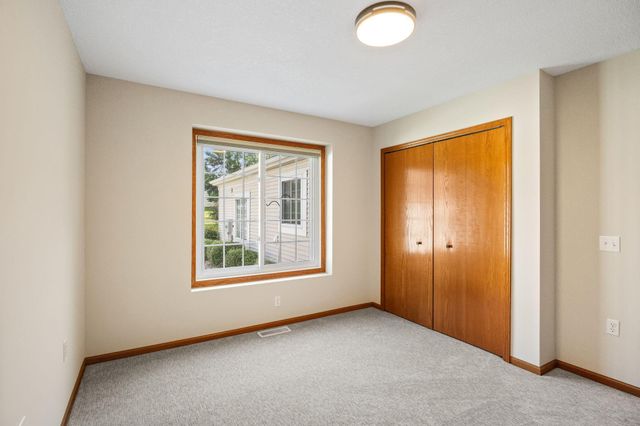 18655 Kalmar Trail, Lakeville, MN 55044