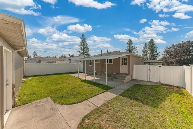 1312 W Nebraska Ave, Spokane, WA 99205