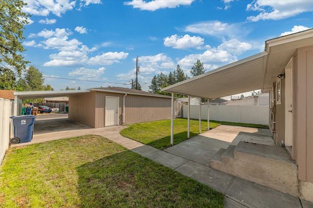 1312 W Nebraska Ave, Spokane, WA 99205
