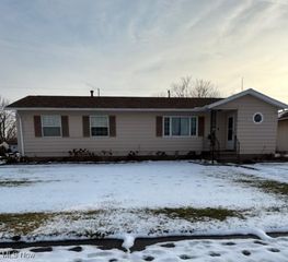 2456 Jackson Street, Lorain, OH 44052