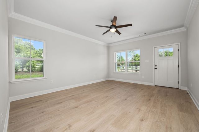 513 Rohan Dr, Murfreesboro, TN 37129