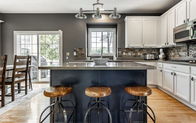 5980 Tanana Drive, Carmel, IN 46033