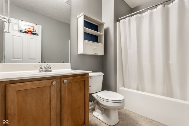5980 Tanana Drive, Carmel, IN 46033