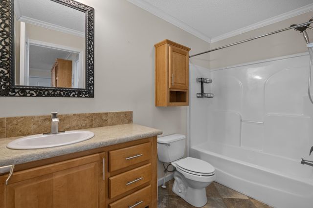 263 Walden Lake Rd., Conway, SC 29526