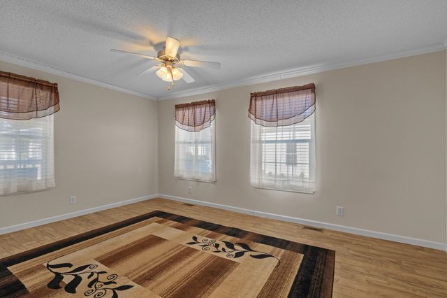 263 Walden Lake Rd., Conway, SC 29526