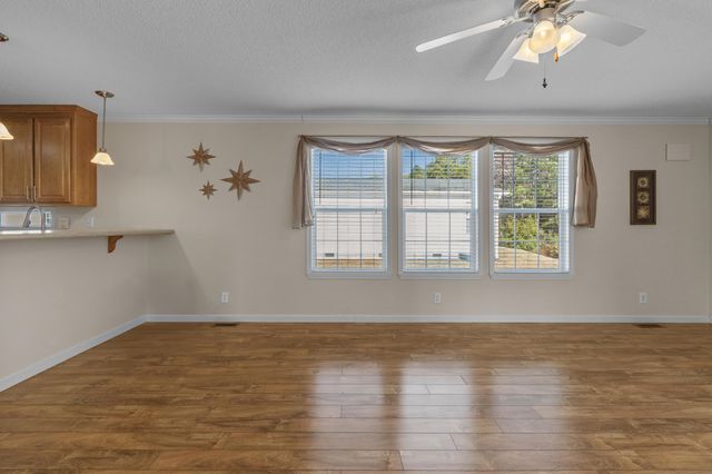 263 Walden Lake Rd., Conway, SC 29526