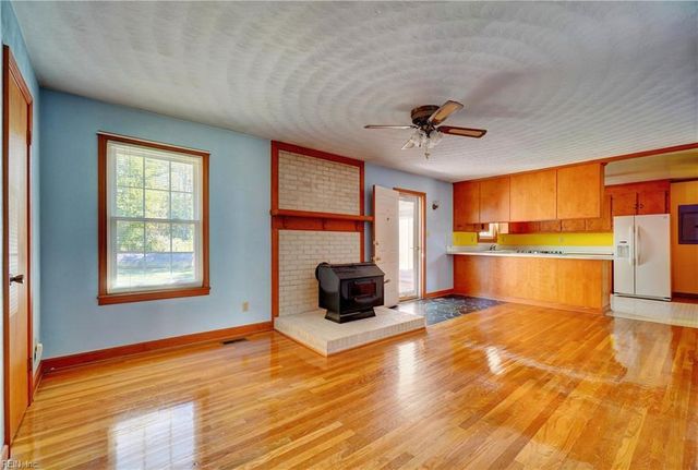 4530 Shoulders Hill RD, Suffolk, VA 23435